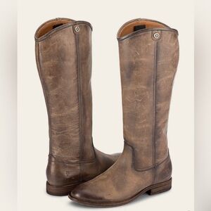 NEW in box! Frye Melissa Button boot 2 size 7.5